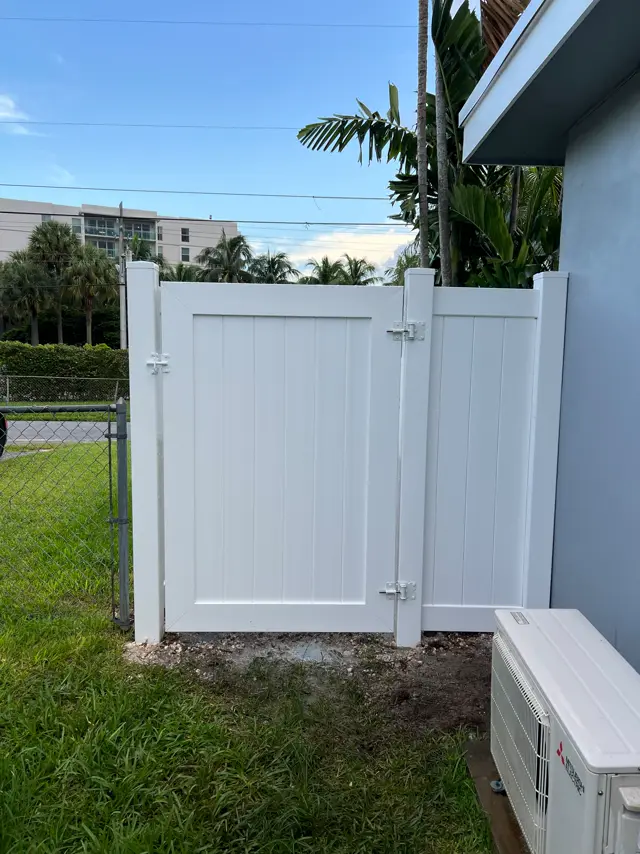 Standard PVC gate fence installed by Florida Fence Solution in Broward County