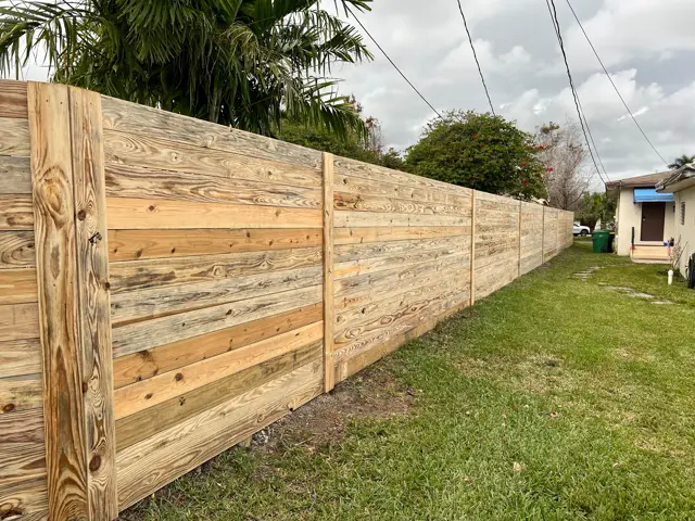 Horizontal wood fence installed by Florida Fence Solution in Broward County